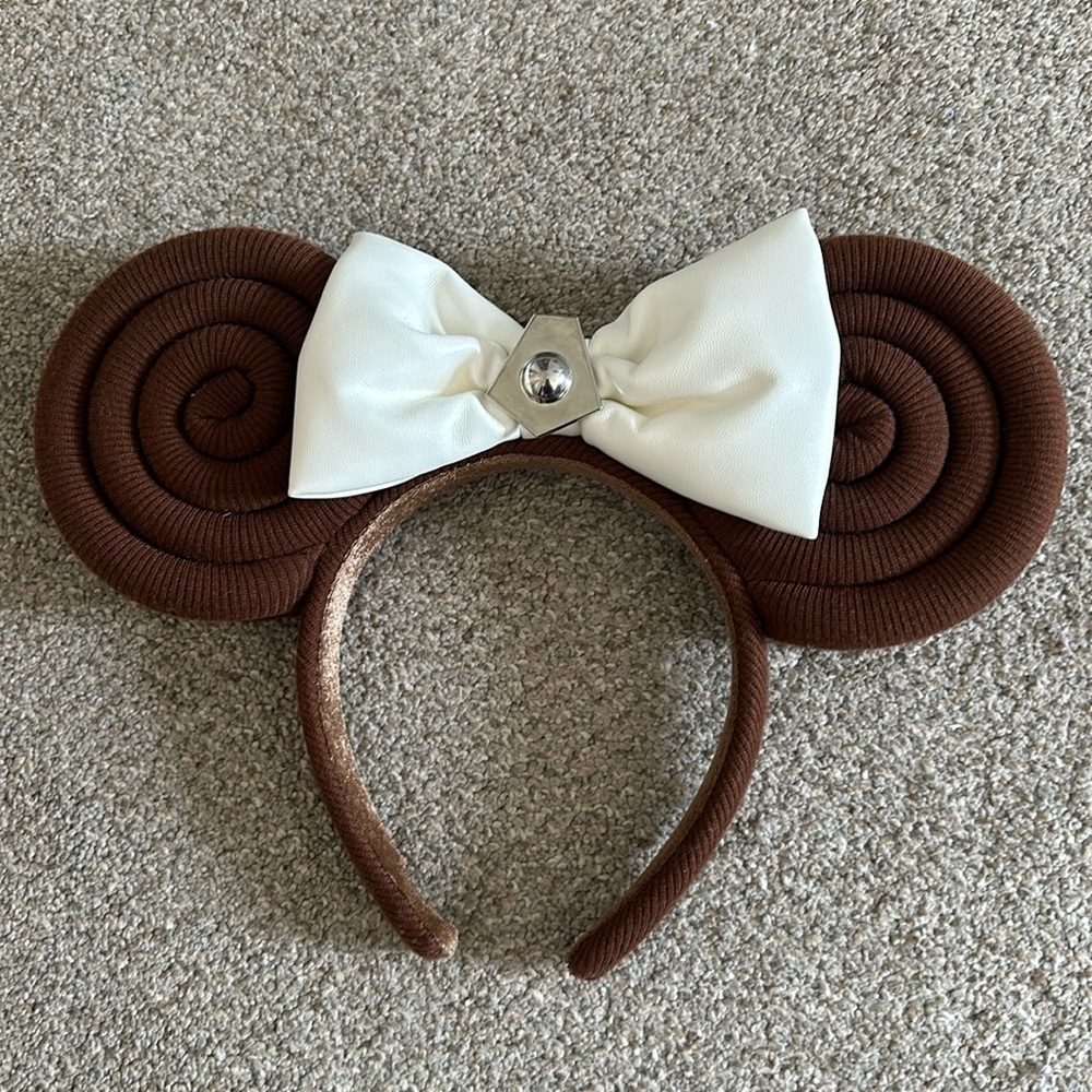 Princess Leia Disney Ear Hat.